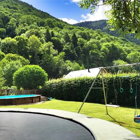 فندق مبيت وإفطار Papilio Montauban-de-Luchon
